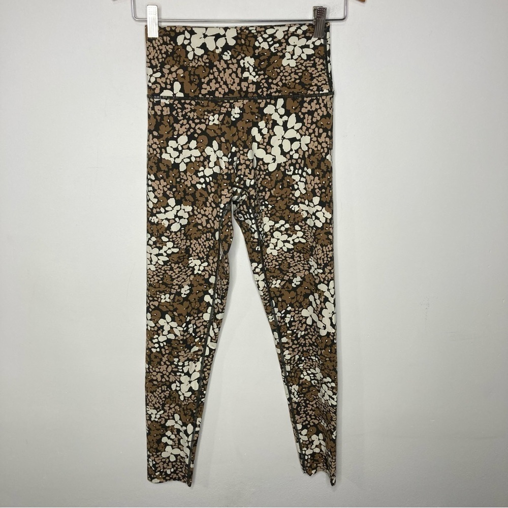 Offline by Aerie neutral print 7/8 high rise leggings size medium